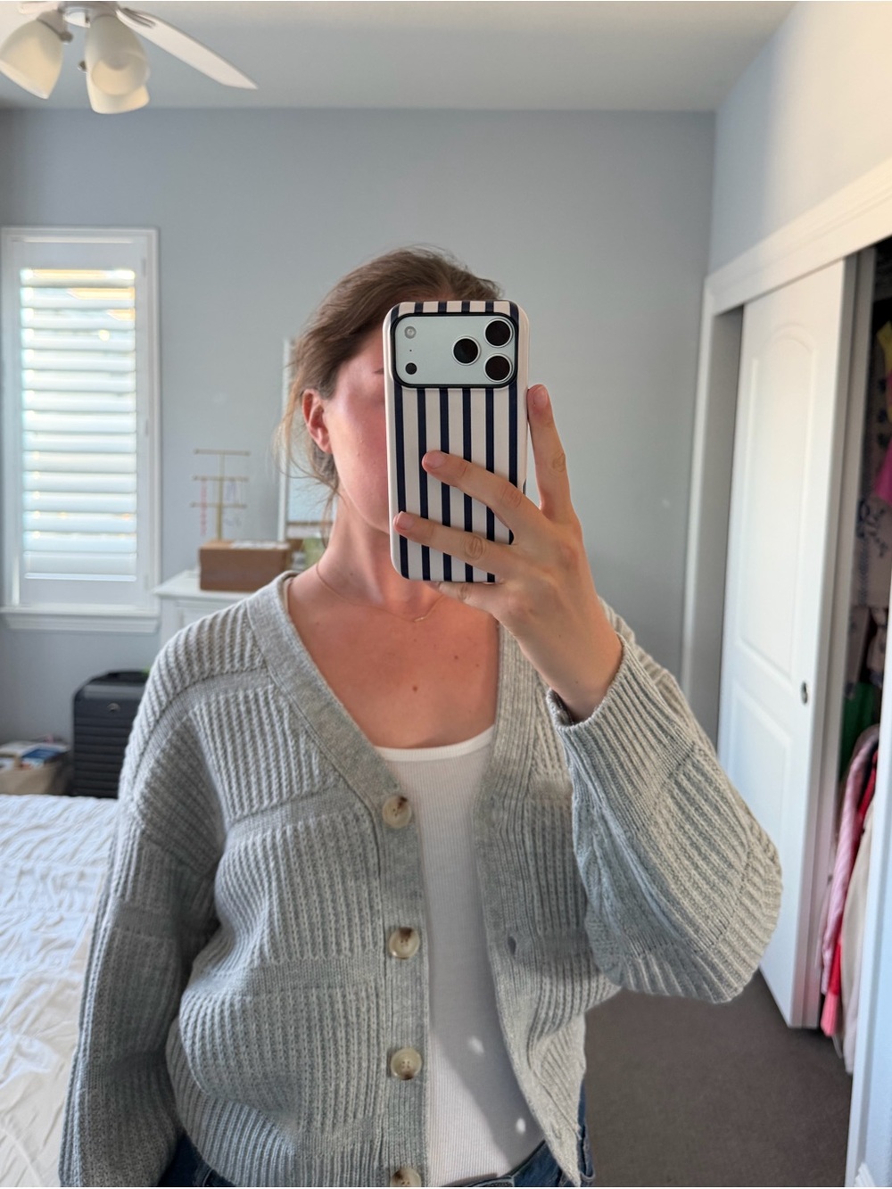 Light Gray NWT Ribbed Knit Button-Front Women's Sweater Cardigan